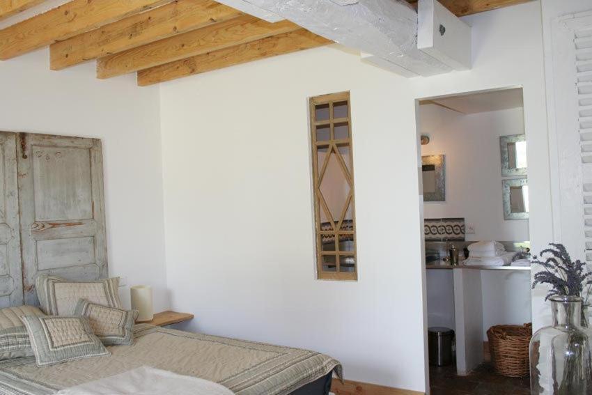 Le Rozet Bed & Breakfast Vendat Exterior photo